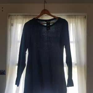 Flattering tunic top